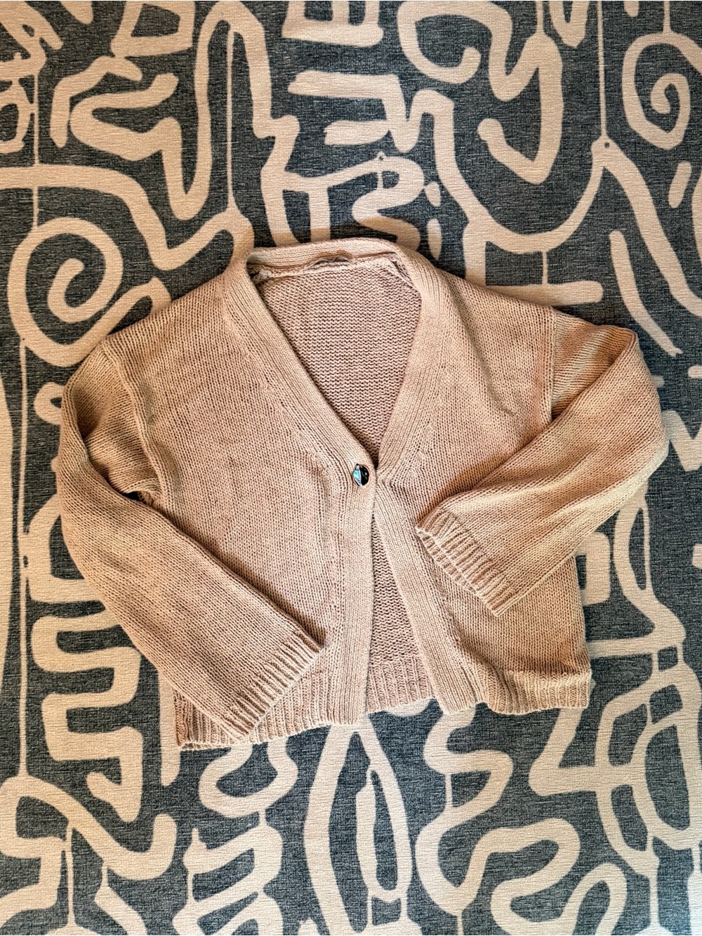 Abercrombie & Fitch Size A V-Neck Cropped Cardigan Sweater in Beige